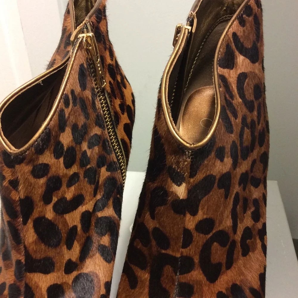 Jessica Simpson Booties - Picture 7 of 8